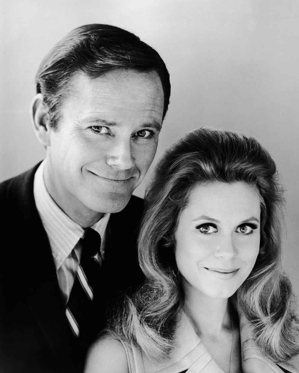 Elizabeth Montgomery with Dick Sargent from Bewitched.