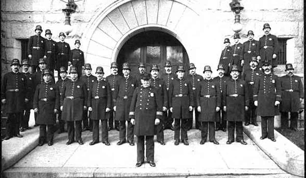Fall River Police Department, 1900.