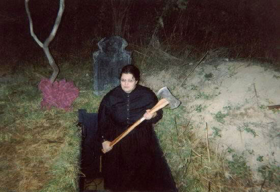 graveyardLizzie