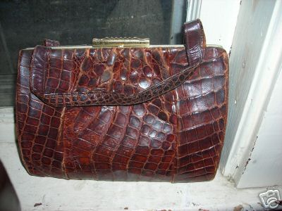 hauntedpurse2