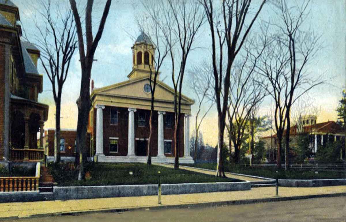1890s postcard of New Bedford Court House.