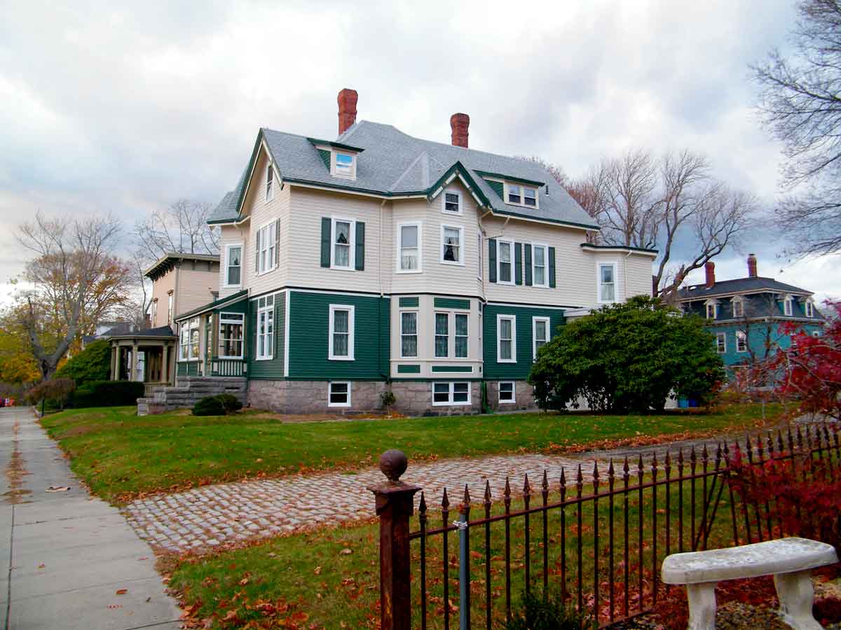 Maplecroft, 2015.