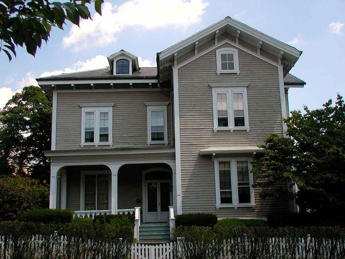 Hope Street, home of Preston and Mary Gardner.